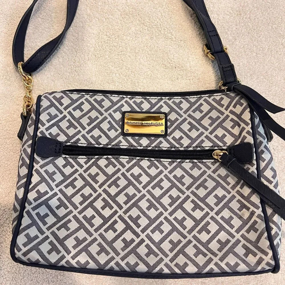 Tommy Hilfiger Crossbody Sling Bag Womens Navy Jacquard SignatureAdjust Strap - Picture 2 of 12